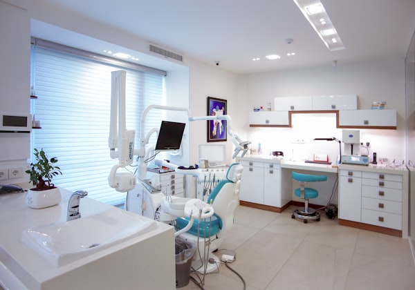 Perapian gigi Invisalign — sebelum